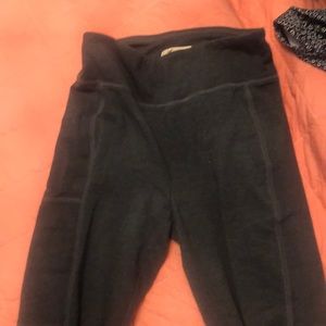 Grey leggings from Hollister.